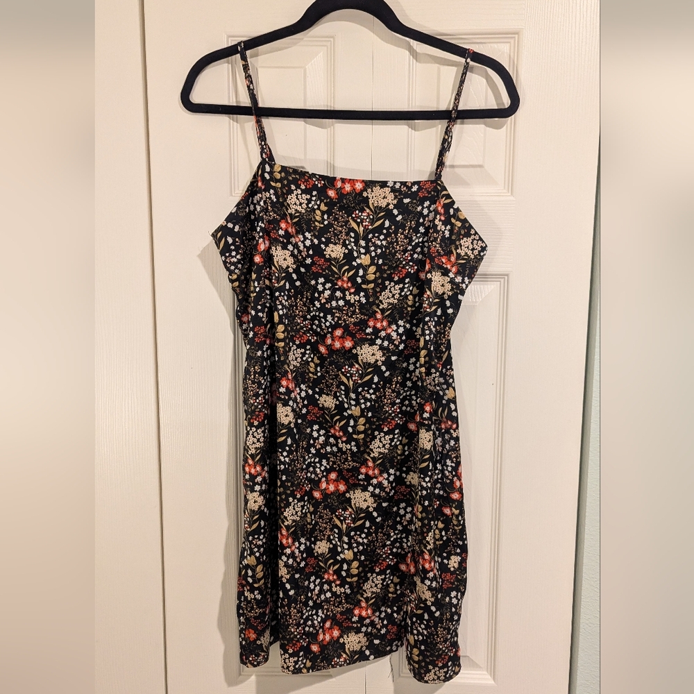 Forever 21 Black Floral Mini Dress